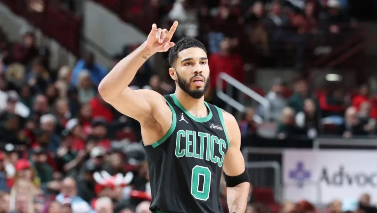 Boston Celtics Crush Chicago Bulls Behind Tatum’s Huge Night